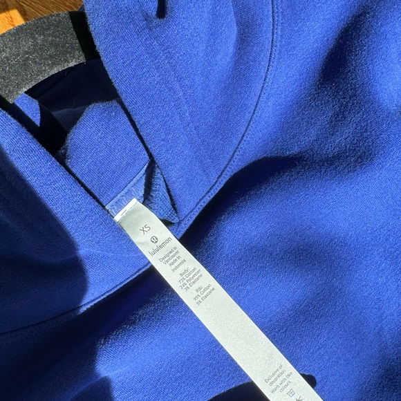 Lululemon all yours hoodie larkspur size xs - Picture 3 of 5